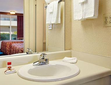 Super 8 By Wyndham Oklahoma/Frontier City Edmond Esterno foto